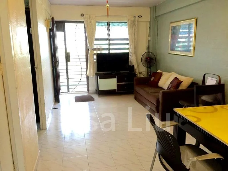 Common Room (HDB) for Rent in  75 Marine Drive - Image 1