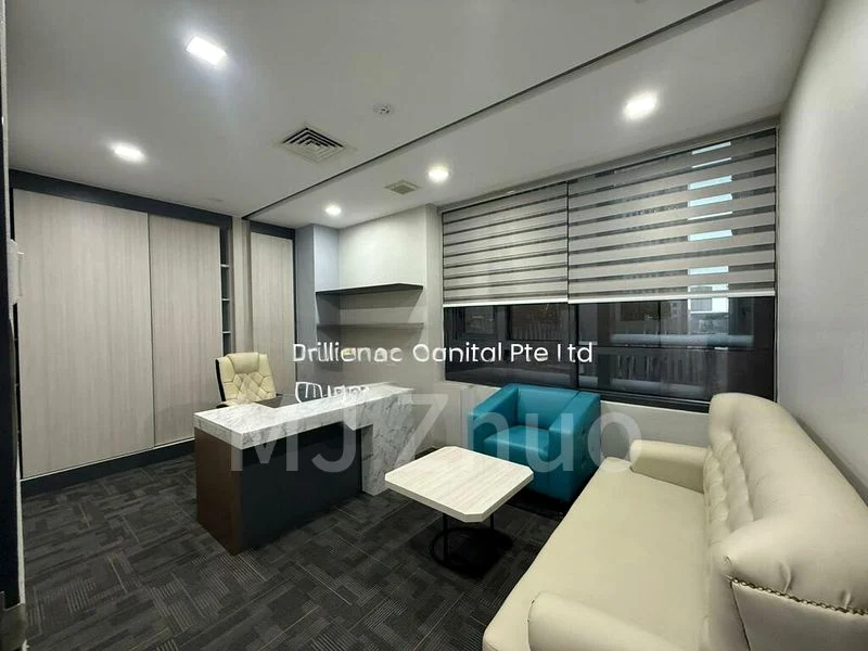 Office for Rent: Plus, 2,500 Sq Ft, 123 Main Street - Image 11