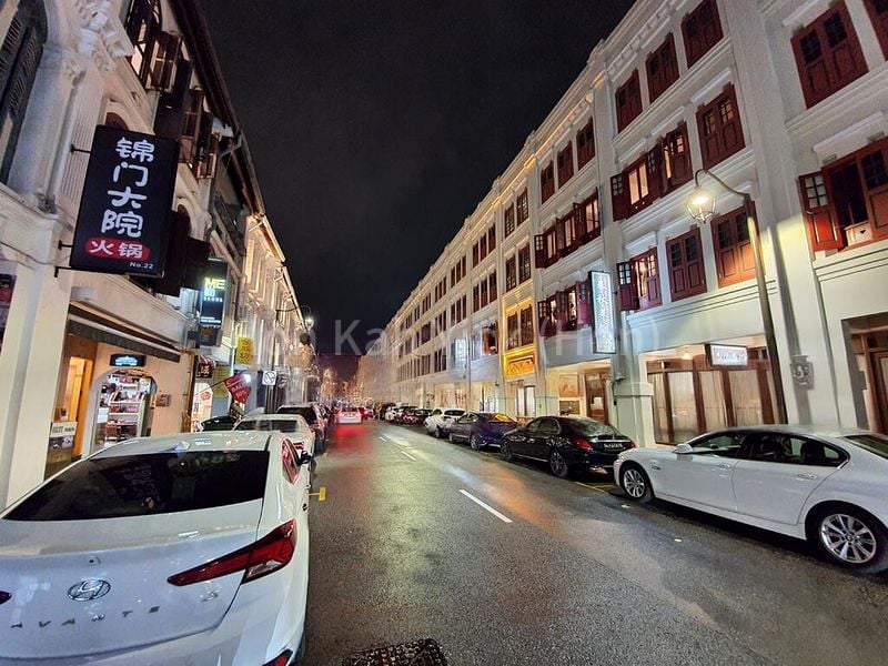 Shop / Shophouse for Sale: Freehold, Done-Up Shophouse @ Chinatown Vicinity - Image 1