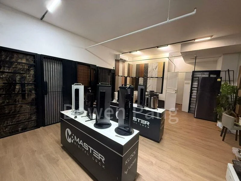 Light Industrial (B1) for Rent: Woodlands Horizon - Image 2