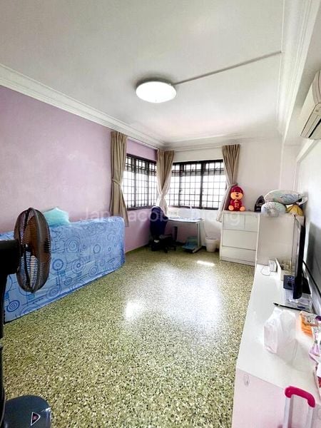 Common Room (HDB) for Rent in  187 Pasir Ris Street 11 - Image 2