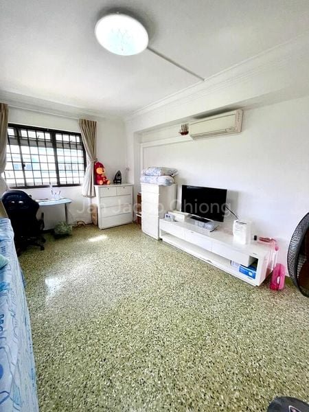 Common Room (HDB) for Rent in  187 Pasir Ris Street 11 - Image 1