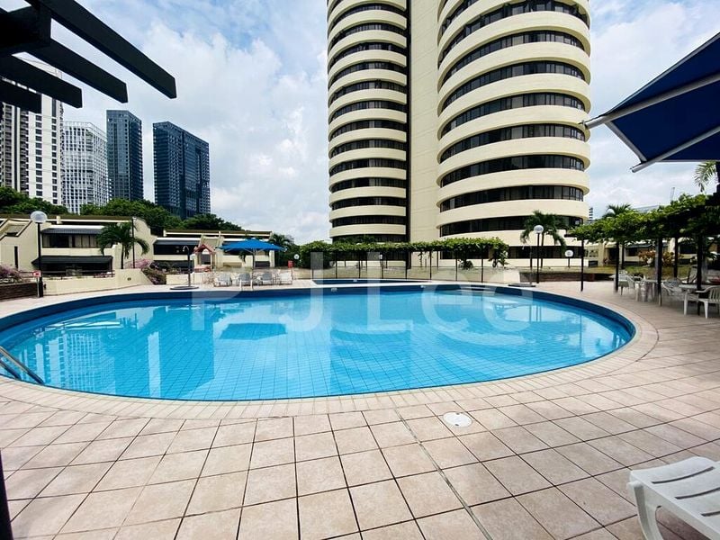 4 Bed Condo for Sale in  The Draycott - Image 14
