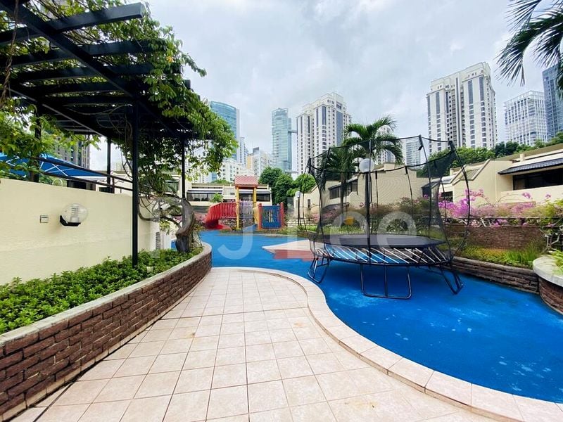 4 Bed Condo for Sale in  The Draycott - Image 13