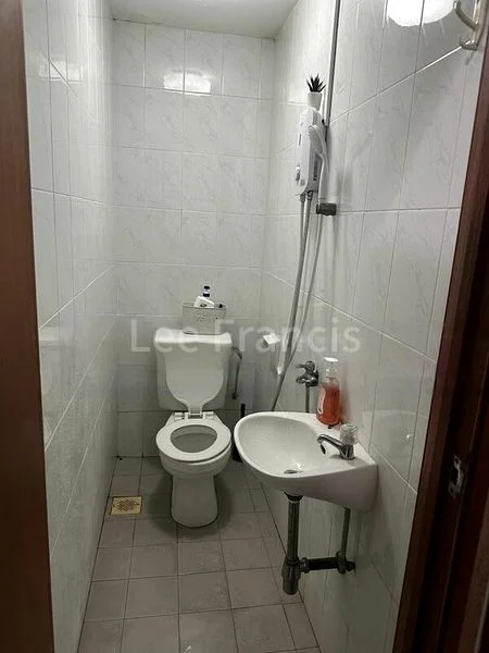 Common Room (Condo) for Rent in  Parc Oasis - Image 12