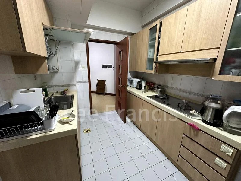 Common Room (Condo) for Rent in  Parc Oasis - Image 10