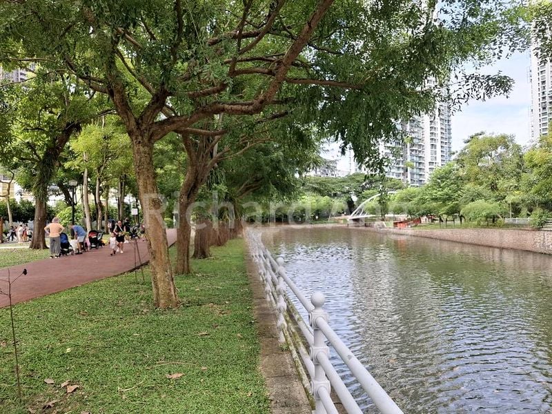 5 Bed Condo for Sale in  Zion Road - Image 9