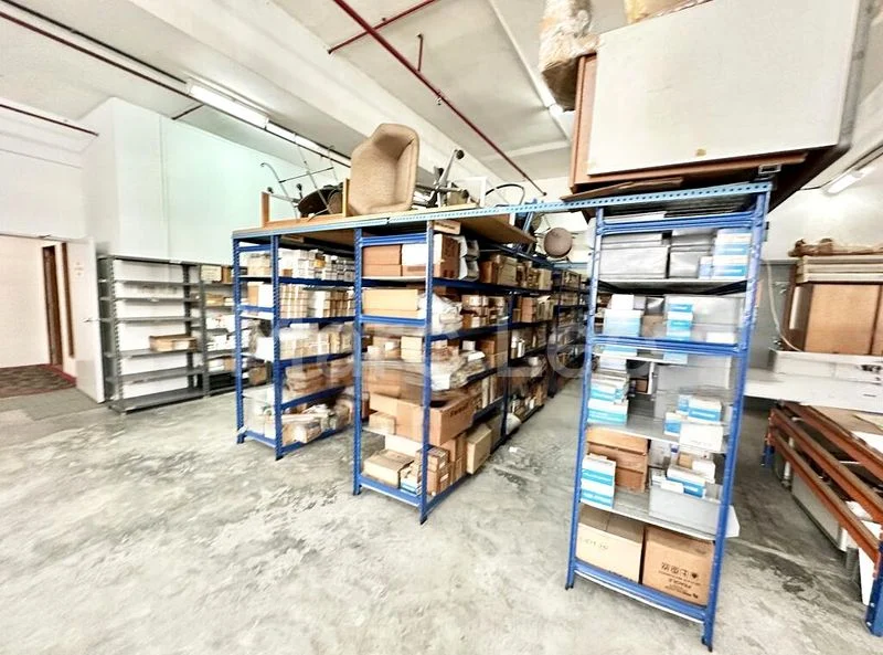 Light Industrial (B1) for Sale: Elite Industrial Building II - Image 4