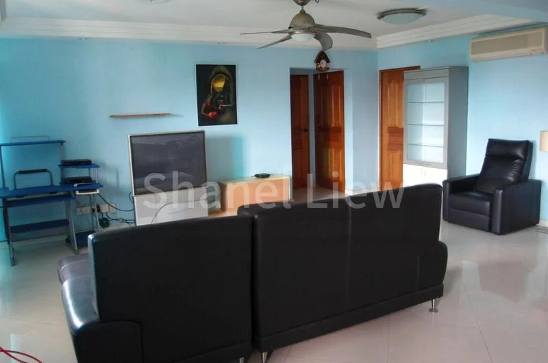 Room (HDB) for Rent in  521 Hougang Avenue 6 - Image 1