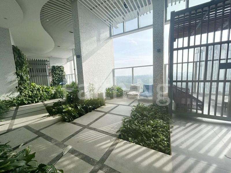 2 Bed Condo for Rent in  Queens Peak - Image 11