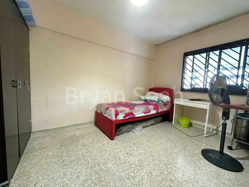 4 Room (4NG) HDB for Sale in  231 Ang Mo Kio Avenue 3 - Image 5