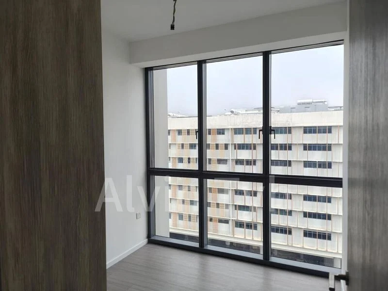 3 Bed Executive Condo for Sale in  Ola - Image 2