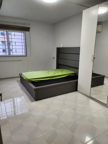Common Room (HDB) for Rent in  469 Tampines Street 44 - Image 1