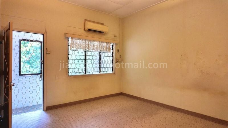 4 Bed Terraced House (Landed) for Sale in  Soo Chow Garden - Image 6