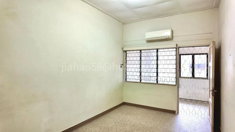 4 Bed Terraced House (Landed) for Sale in  Soo Chow Garden - Image 5