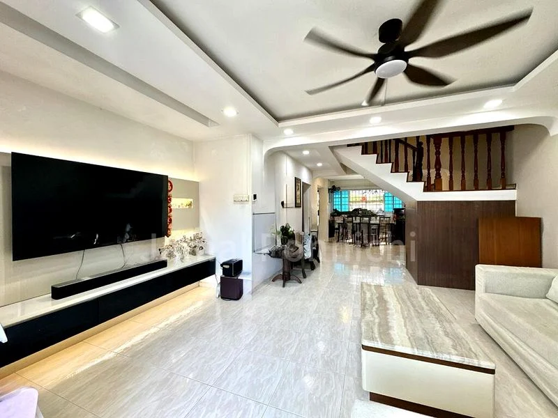 Maisonette HDB for Sale in 354 Bukit Batok Street 31 - Image 3