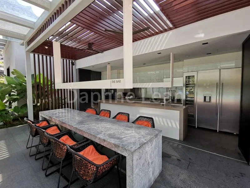 4 Bed Condo for Rent in  The Orchard Residences - Image 5