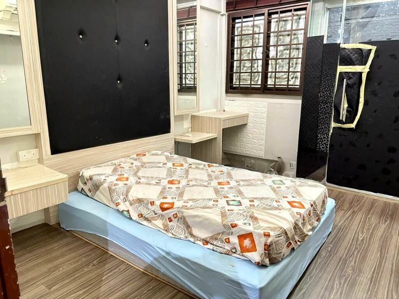 3 Room (3NG) HDB for Rent in  102 Aljunied Crescent - Image 1