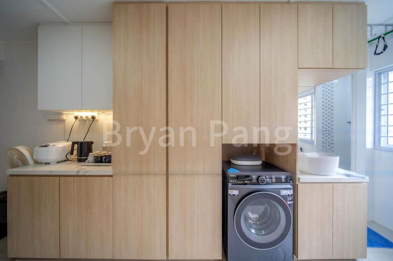 3 Room (3A) HDB for Sale in  241 Jurong East Street 24 - Image 9