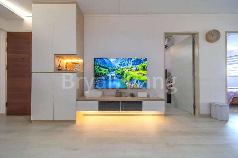 3 Room (3A) HDB for Sale in  241 Jurong East Street 24 - Image 3