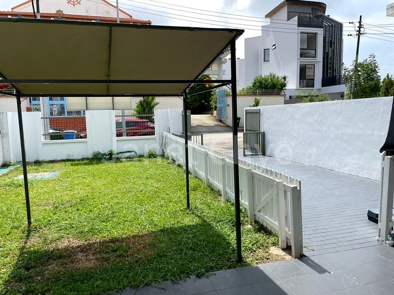 4+1 Bed Semi-Detached House (Landed) for Rent in  Lengkong Dua - Image 22