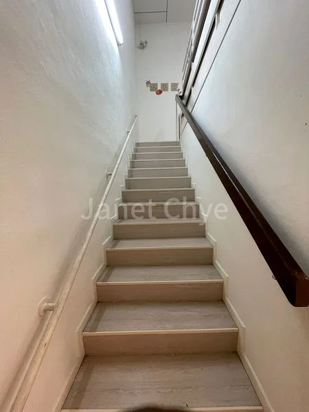 4+1 Bed Semi-Detached House (Landed) for Rent in  Lengkong Dua - Image 17