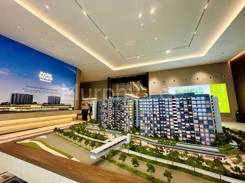 3 Bed Condo for Sale in Parktown Residence - Image 10