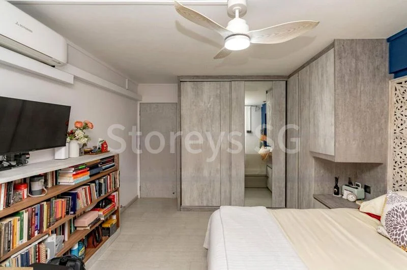 5 Room (5I) HDB for Sale in  154 Simei Street 1 - Image 8