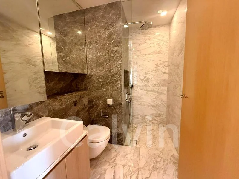 2 Bed Condo for Rent in  The Peak @ Cairnhill II - Image 5