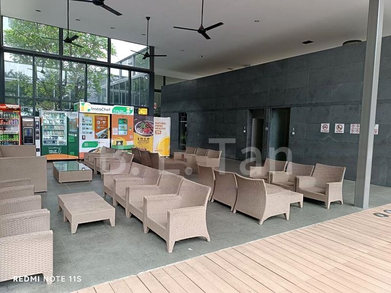 4 Bed Condo for Rent in  Botannia - Image 10