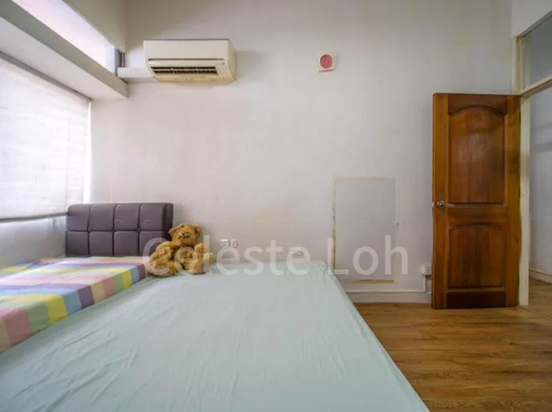 5 Bed Terraced House (Landed) for Sale in  Clementi Avenue 3 - Image 10