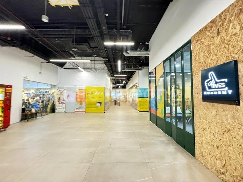 Link @ 896: Medical Suite for Rent, 896 Main Street - Image 3