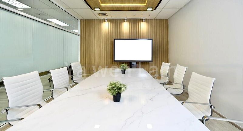 Office for Rent: The Plaza - Image 4