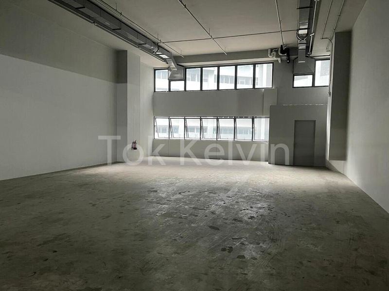 Carros Centre - Image 2