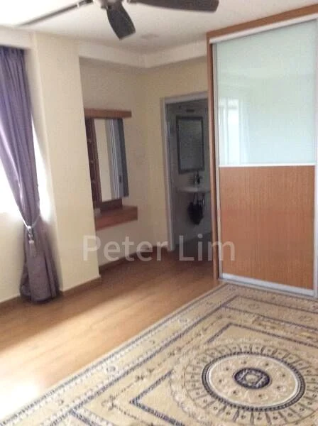 5+1 Bed Semi-Detached House (Landed) for Rent in  Phillips Avenue - Image 8