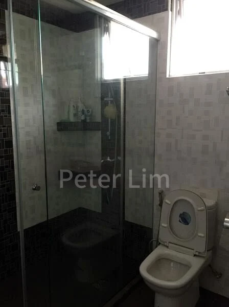 5+1 Bed Semi-Detached House (Landed) for Rent in  Phillips Avenue - Image 3