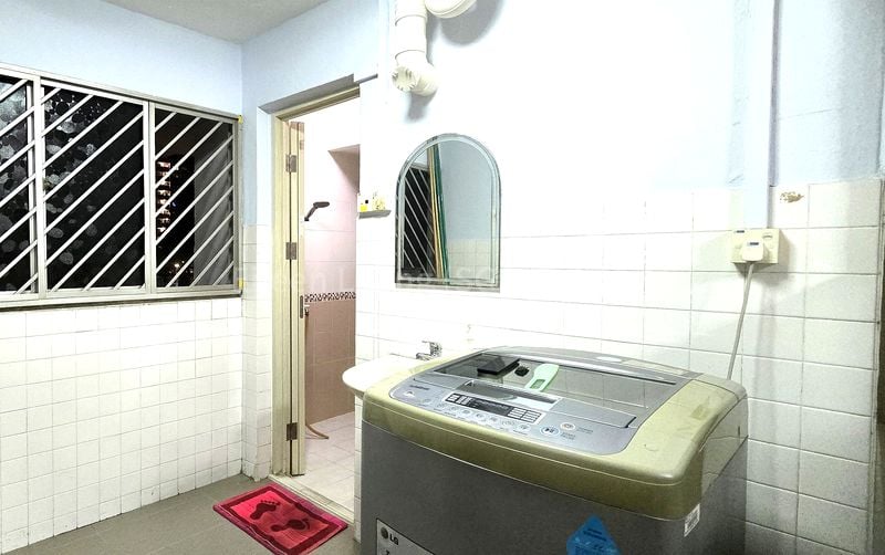 4 Room (4NG) HDB for Sale in  41 Teban Gardens Road - Image 14