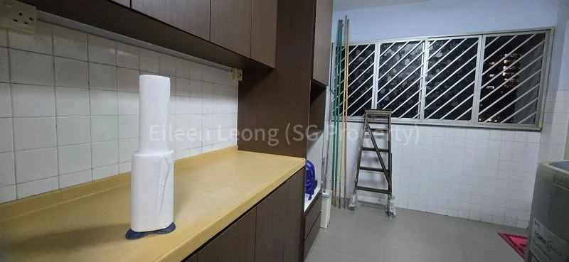 4 Room (4NG) HDB for Sale in  41 Teban Gardens Road - Image 18