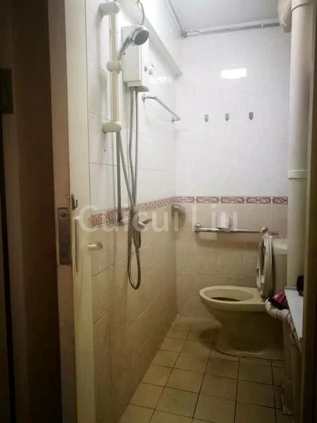 Room (HDB) for Rent in  112 Commonwealth Crescent - Image 3