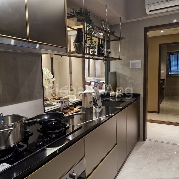 5+1 Bed Condo for Sale in Chuan Park - Image 6