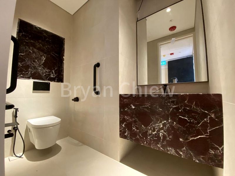 Shop / Shophouse for Rent: Townshend Road - Ideal for Various Trades - Image 2