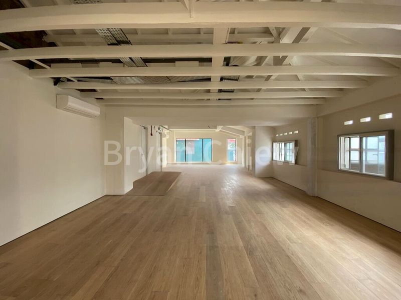 Shop / Shophouse for Rent: Townshend Road - Ideal for Various Trades - Image 6