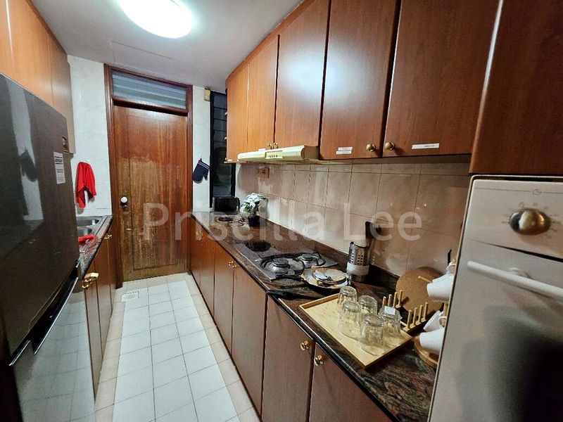 Common Room (Condo) for Rent in  Harbourlights - Image 6