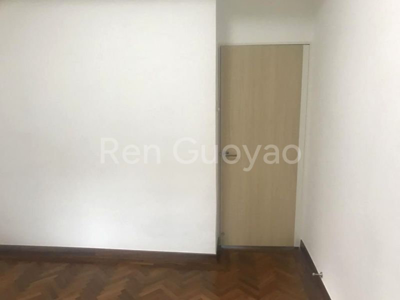 5 Bed Semi-Detached House (Landed) for Rent in  Kim Lin Park - Image 6
