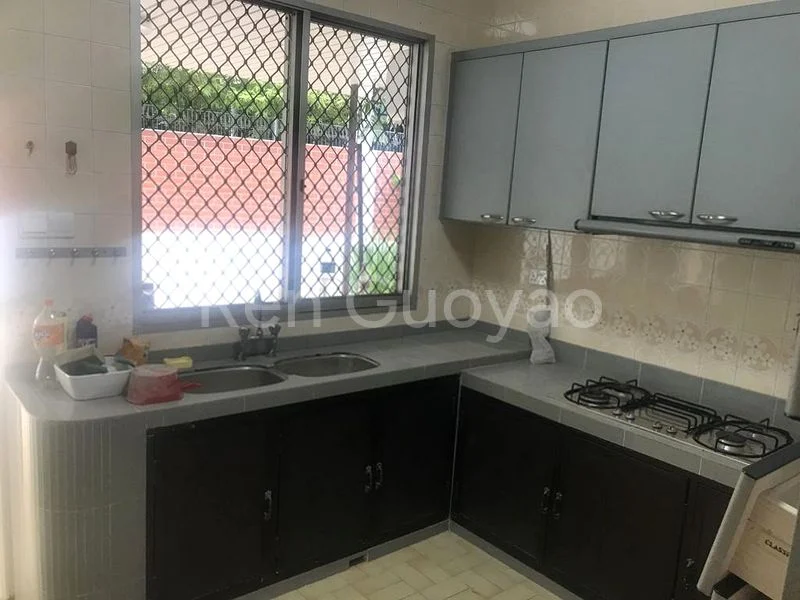 5 Bed Semi-Detached House (Landed) for Rent in  Kim Lin Park - Image 10