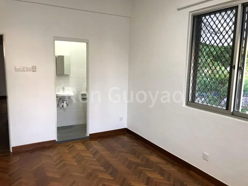 5 Bed Semi-Detached House (Landed) for Rent in  Kim Lin Park - Image 21