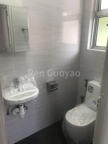 5 Bed Semi-Detached House (Landed) for Rent in  Kim Lin Park - Image 13