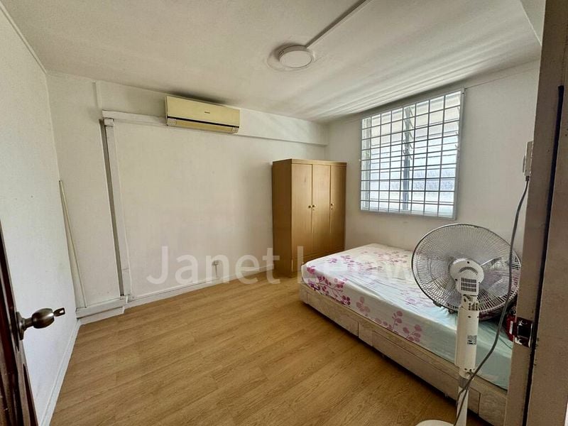 5 Room (5I) HDB for Sale in 118 Lorong 1 Toa Payoh - Image 10
