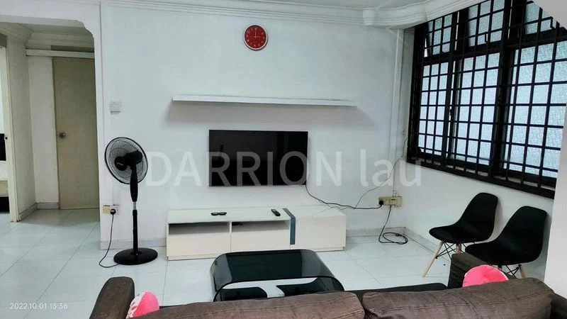 4 Room (4A) HDB for Rent in  924 Hougang Avenue 9 - Image 1