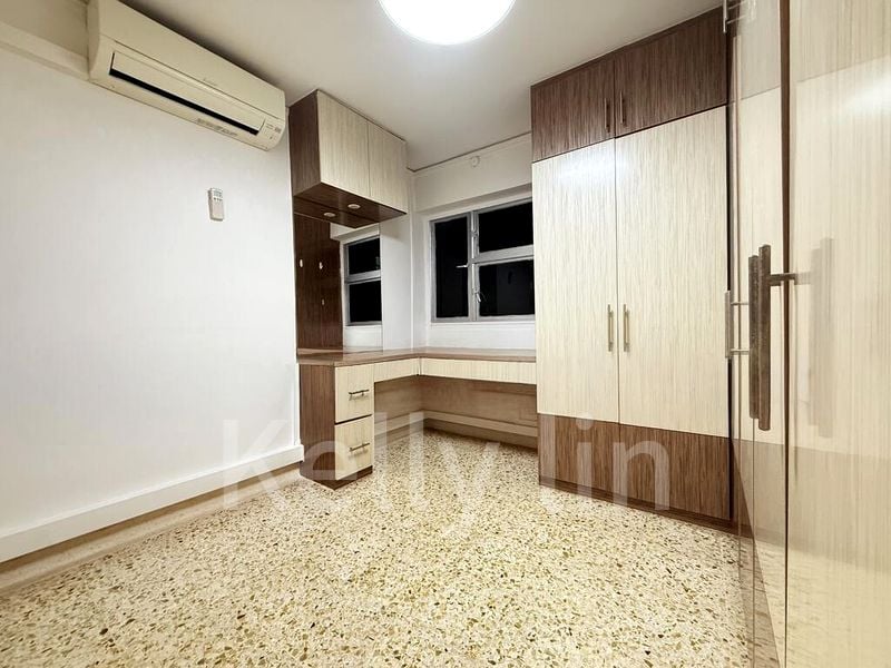 3 Room (3I) HDB for Rent in  20 Dover Crescent - Image 3